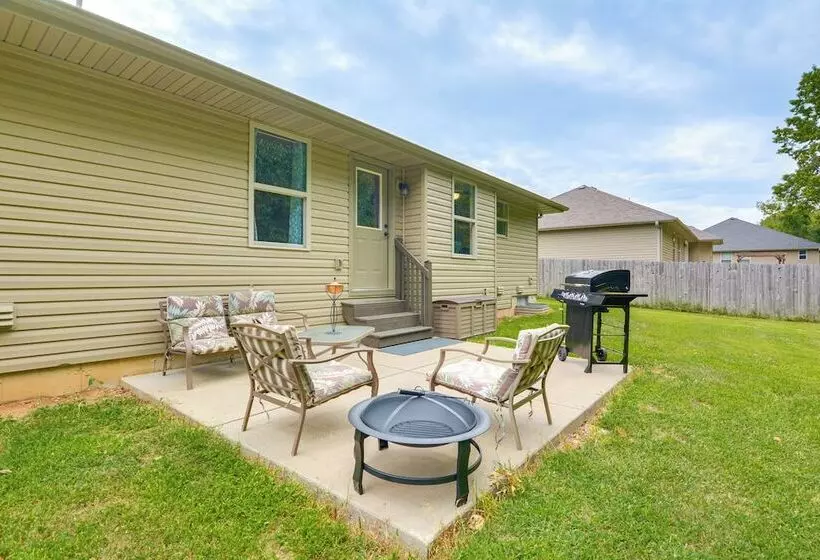 Springfield Area Home ~ 12 Mi To Downtown!