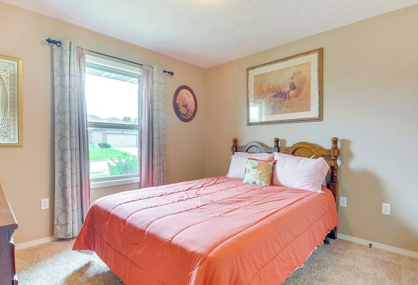 Springfield Area Home ~ 12 Mi To Downtown!