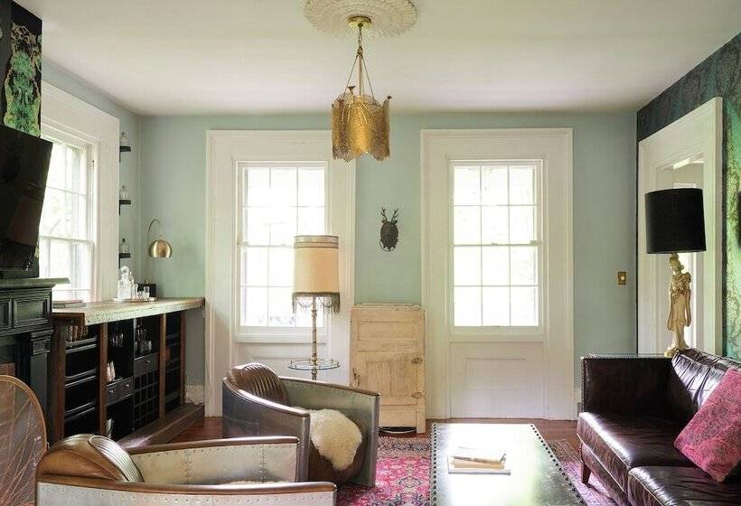 Ulster County Farmhouse Near Waterfalls & Winery!