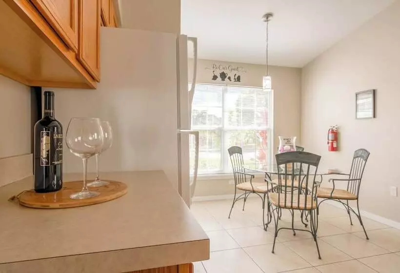 Amanda S Cozy Clear Creek Vacation Home