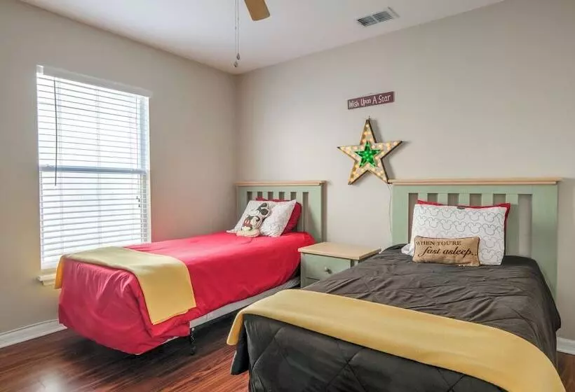 Amanda S Cozy Clear Creek Vacation Home