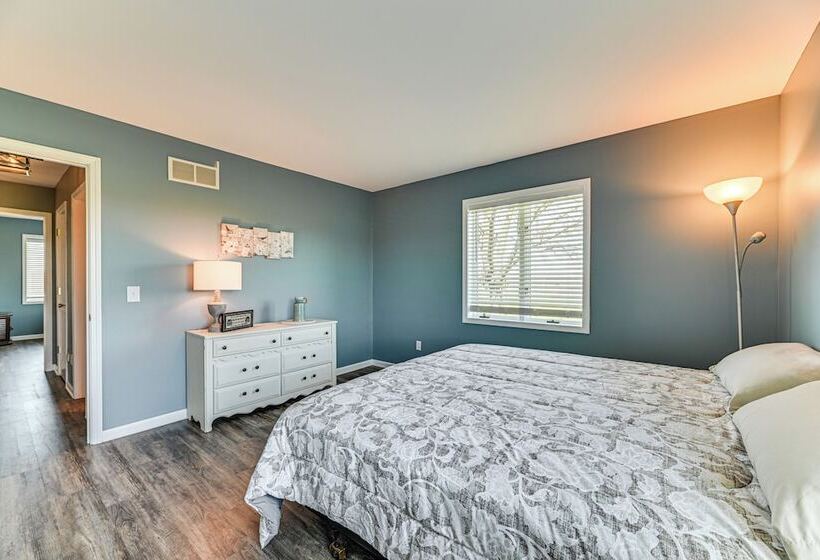 Awesome Geneva Home W/ Patio Near Seneca Lake!