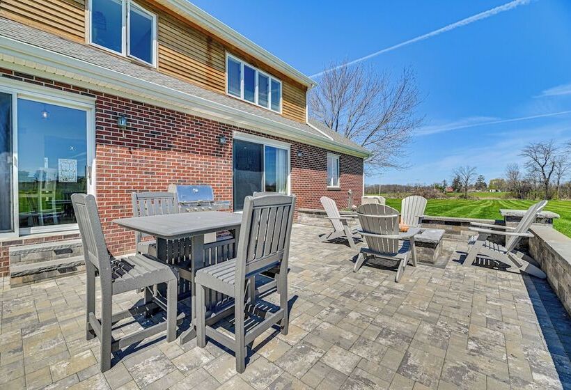 Awesome Geneva Home W/ Patio Near Seneca Lake!