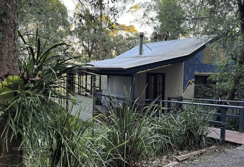 Bed and Breakfast Heaven In The Hills Retreat