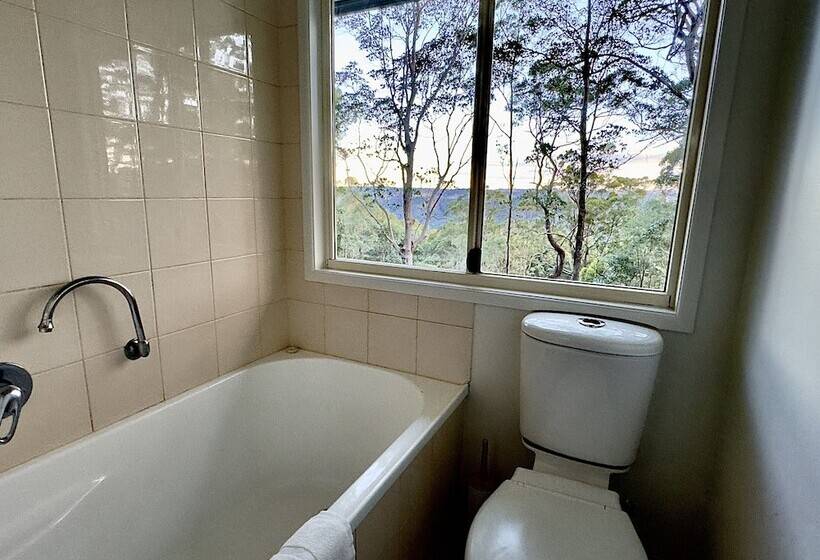 Bed and Breakfast Heaven In The Hills Retreat