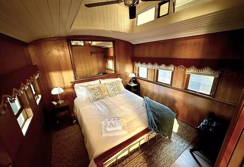 Aamiaismajoitus (B&B) Heaven In The Hills Retreat