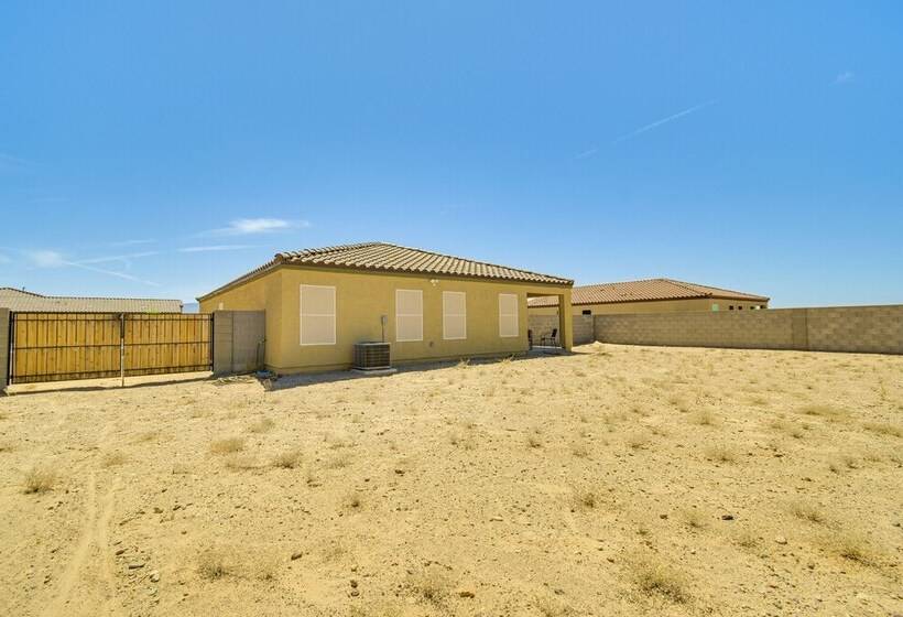 1 Mi To Golf Course: Bright Mohave Valley Home