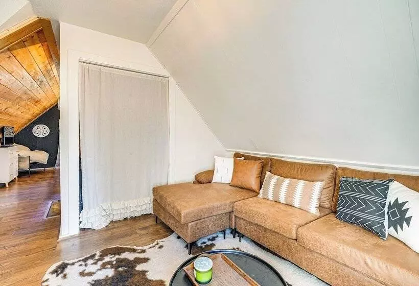 Hike, Ski & Fish: Charming Cabin In Twain Harte!