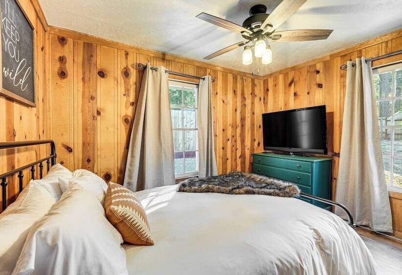 Hike, Ski & Fish: Charming Cabin In Twain Harte!