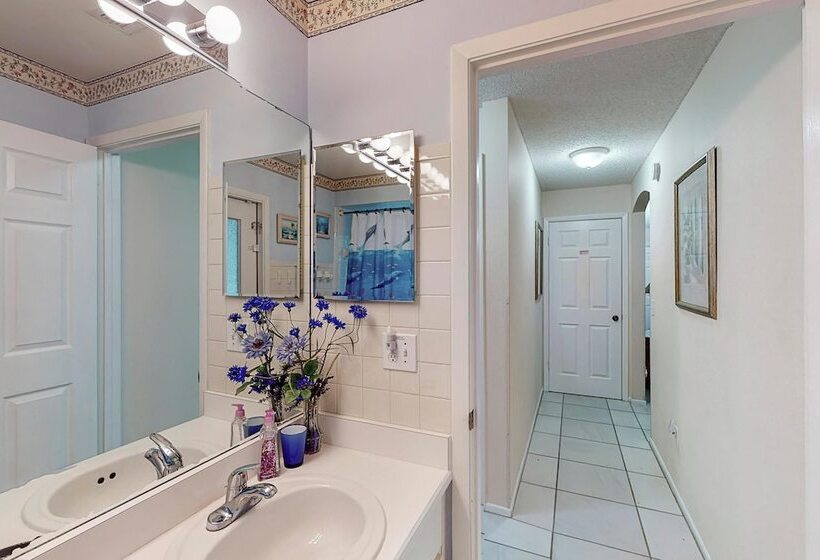 Colin And Cherryl S Indian Ridge Vacation Home