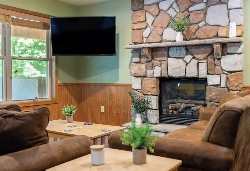 Coyote Cabin By Avantstay Hot Tub + Walk To Lake