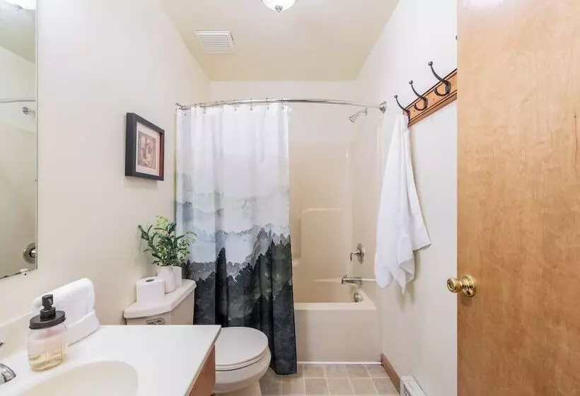 Coyote Cabin By Avantstay Hot Tub + Walk To Lake