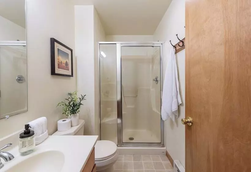 Coyote Cabin By Avantstay Hot Tub + Walk To Lake