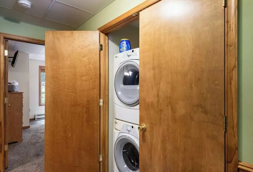 Coyote Cabin By Avantstay Hot Tub + Walk To Lake