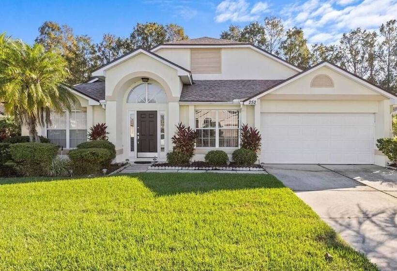 Enchanting House Few Min Away From The Parks 52