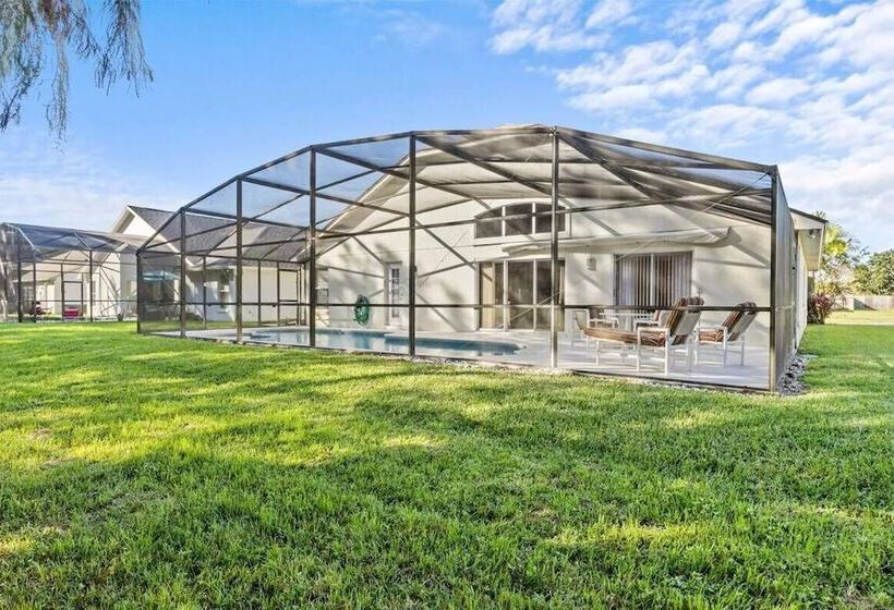 Enchanting House Few Min Away From The Parks 52