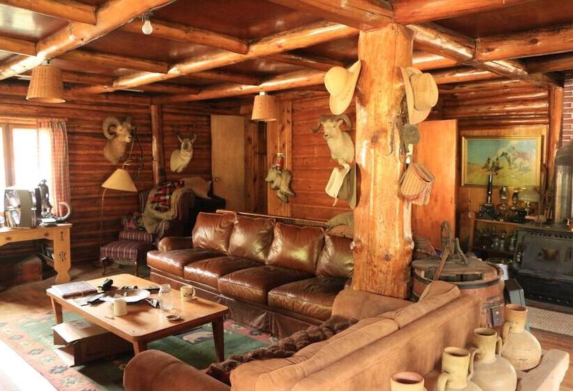 فندق Grizzly Lodge