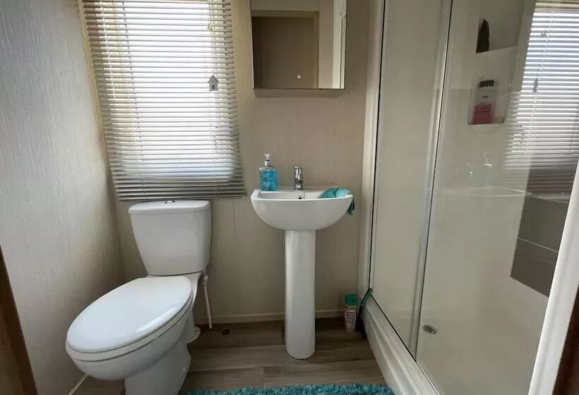 ホテル Laineys Haven Caravan At Silversands