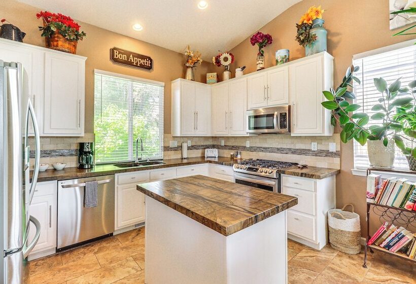 Reno Home W/ Game Room: 5 Mi To Downtown!