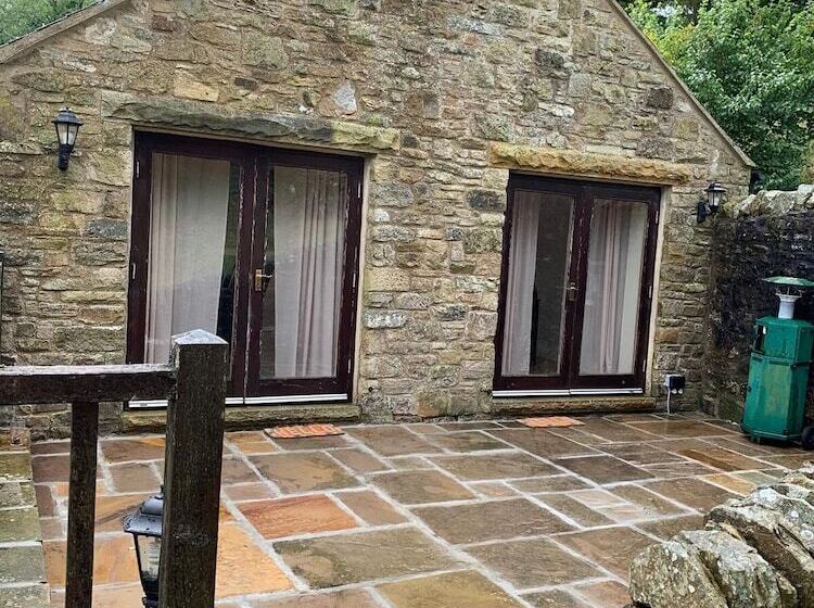 Ridgeway Cottage At Lovelady Shield