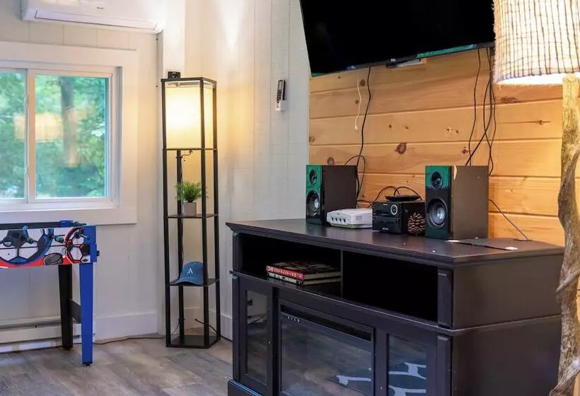 Arcade, Sports Bar, Deck Living, Fire Pit, Near The Lake! Sasa By Avantstay