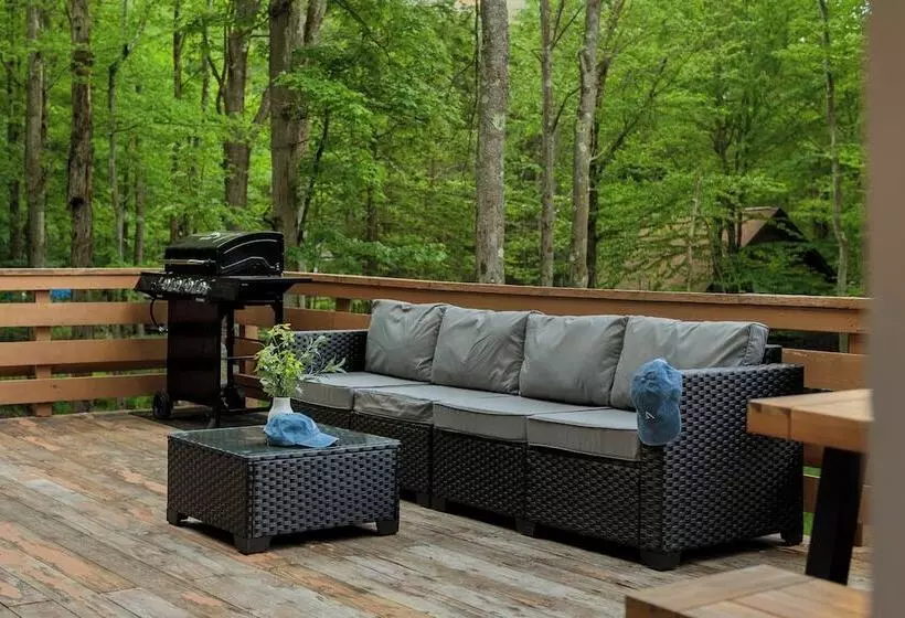 Arcade, Sports Bar, Deck Living, Fire Pit, Near The Lake! Sasa By Avantstay