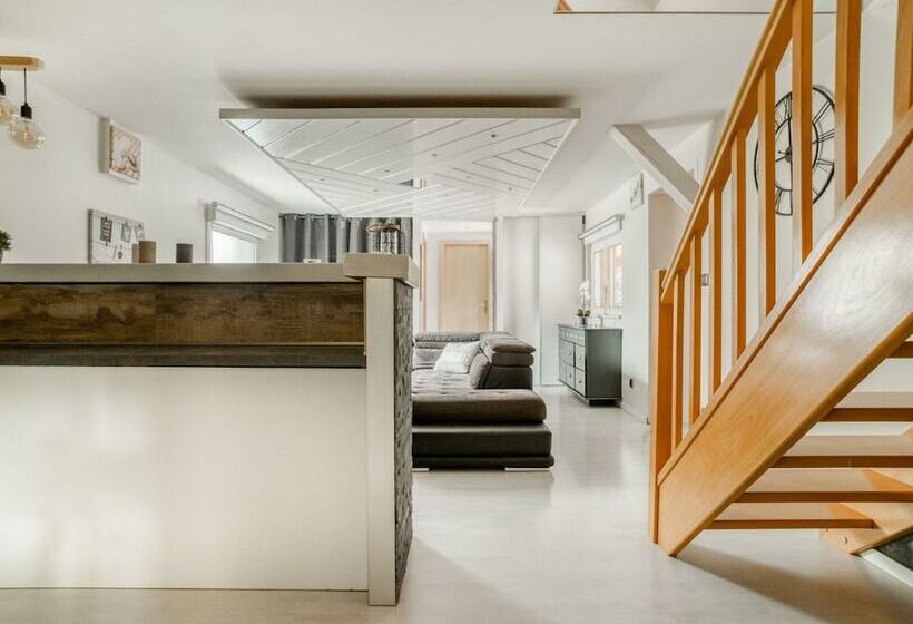 Swanky Cottage In Saasenheim With Balcony