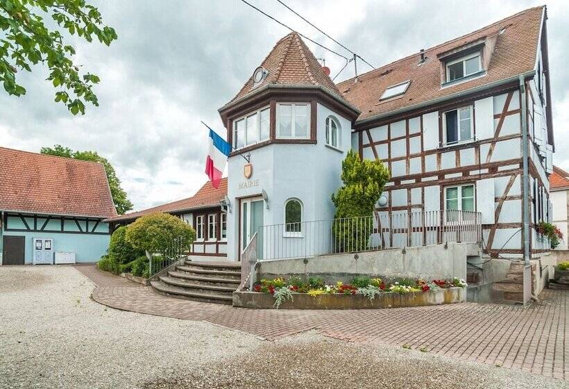 Swanky Cottage In Saasenheim With Balcony