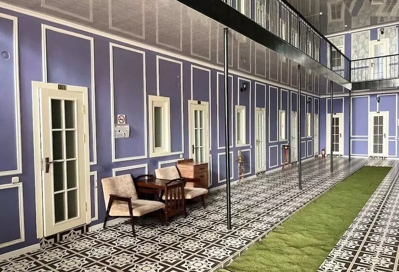 The Palms Hostel