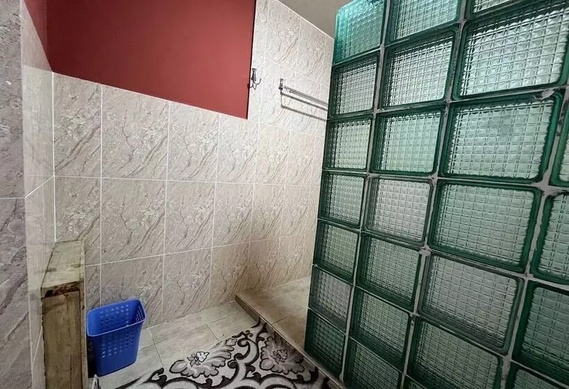 The Palms Hostel