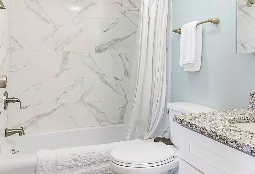 Three Rivers Apartments By Barsala