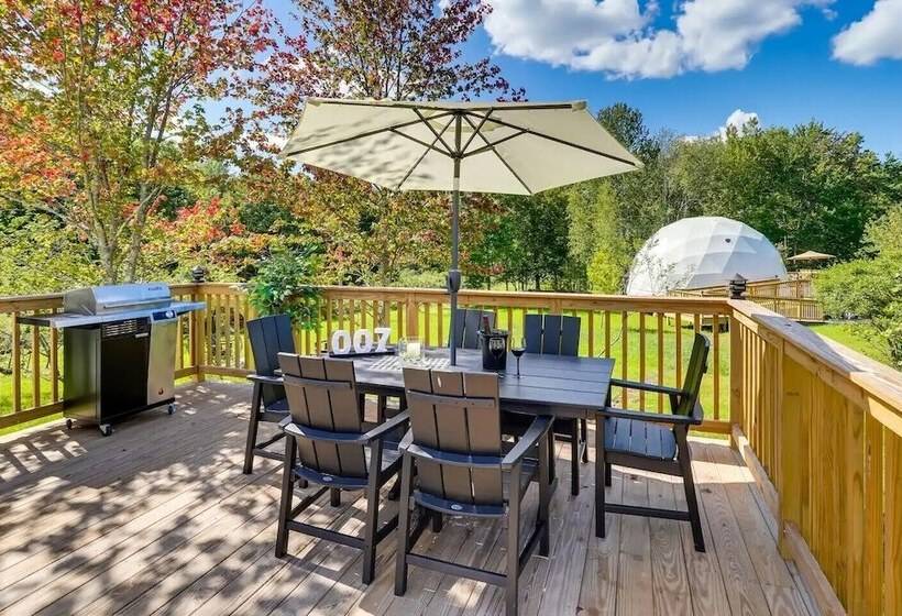 Unique Escapes Modern Luxury Geodome