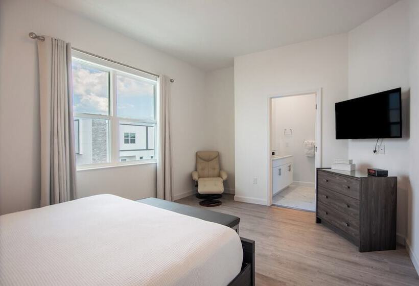 Whimsy By Avantstay Pool 30min To Disney