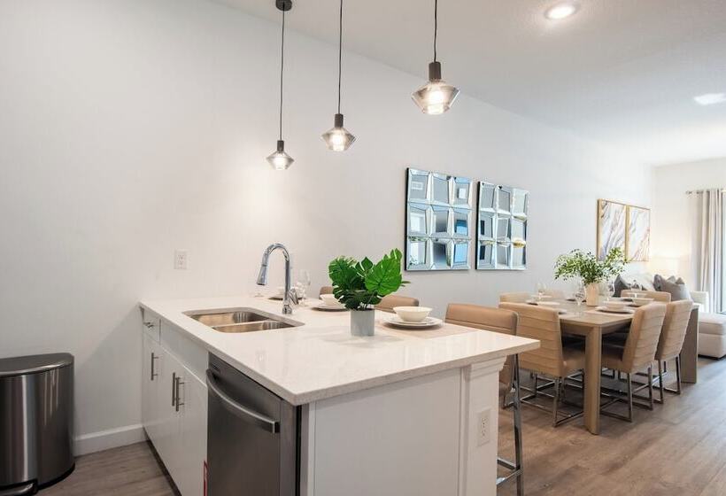 Whimsy By Avantstay Pool 30min To Disney