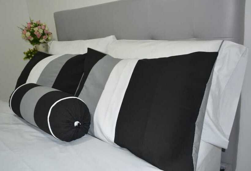 Armoni Hotel Boutique