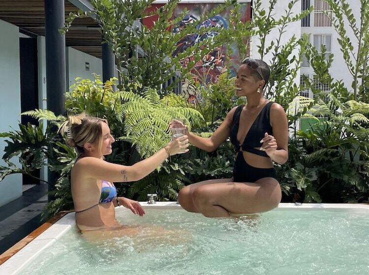 민박 Puerta Roja Rome