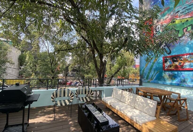 민박 Puerta Roja Rome