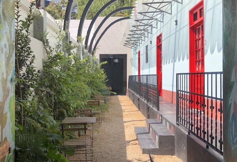 민박 Puerta Roja Rome