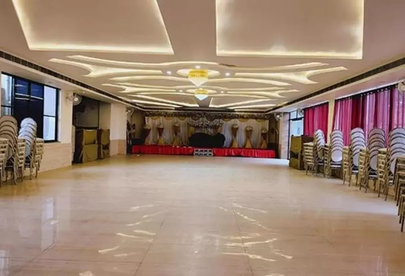 Fabhotel Elegance