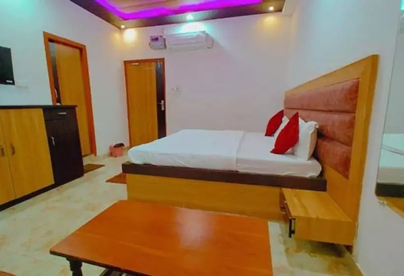 Fabhotel Elegance