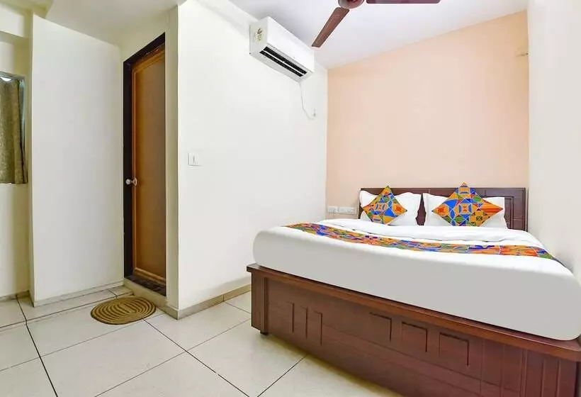 Fabhotel Vishwa