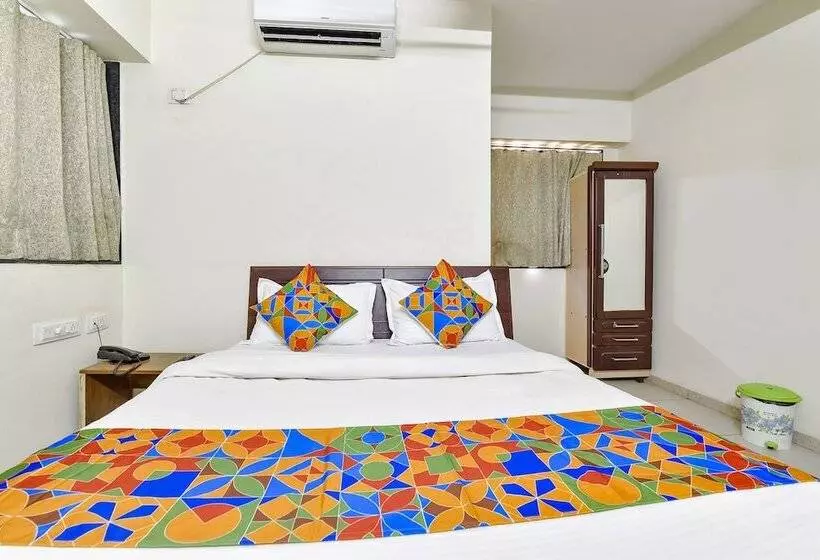 Fabhotel Vishwa