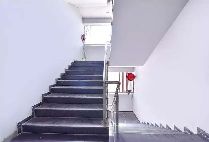 Fabhotel Vishwa
