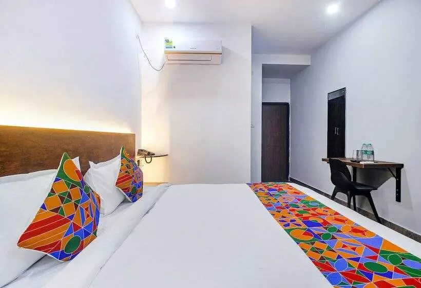 Fabhotel W Grand Suites