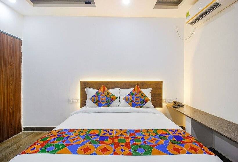 Fabhotel W Grand Suites