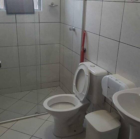 Хостел Suites Ubatuba Praia Da Lagoinha