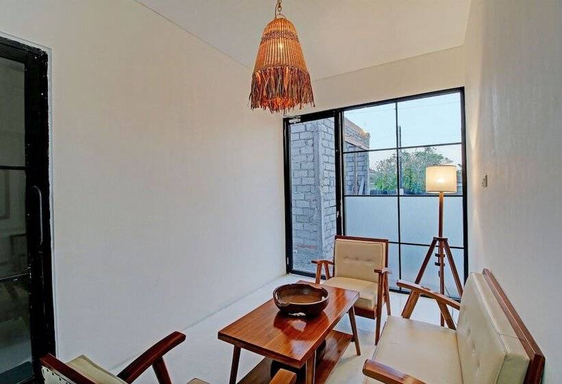 酒店 Collection O 93004 Double D Guest House