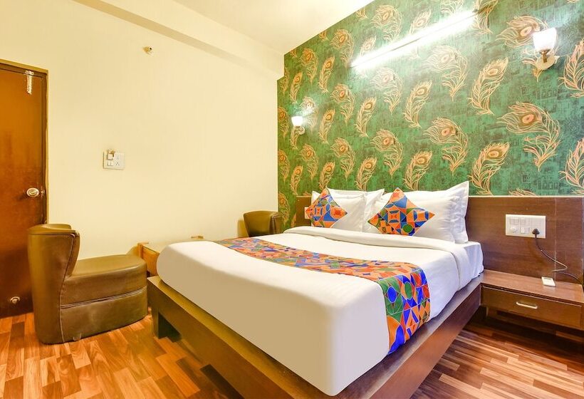 Hotel Fabexpress Saffron