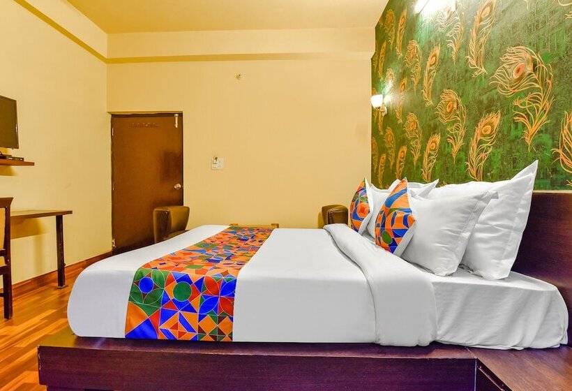 Hotel Fabexpress Saffron