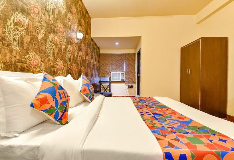 Hotel Fabexpress Saffron